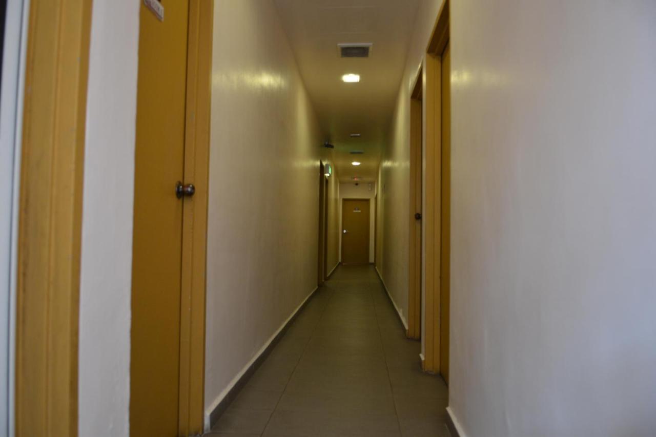 Gf Wonderful Hotel Pontian Kecil Kültér fotó