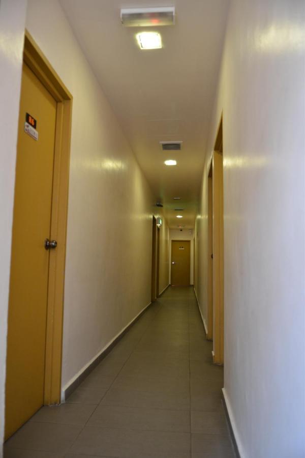 Gf Wonderful Hotel Pontian Kecil Kültér fotó
